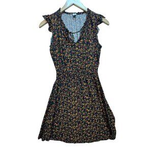 Old Navy Resortcore Boho Summer Dress Womens XS Black Red Floral Ruffle